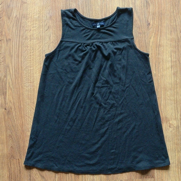 Gap - tank top - Picture 1 of 5
